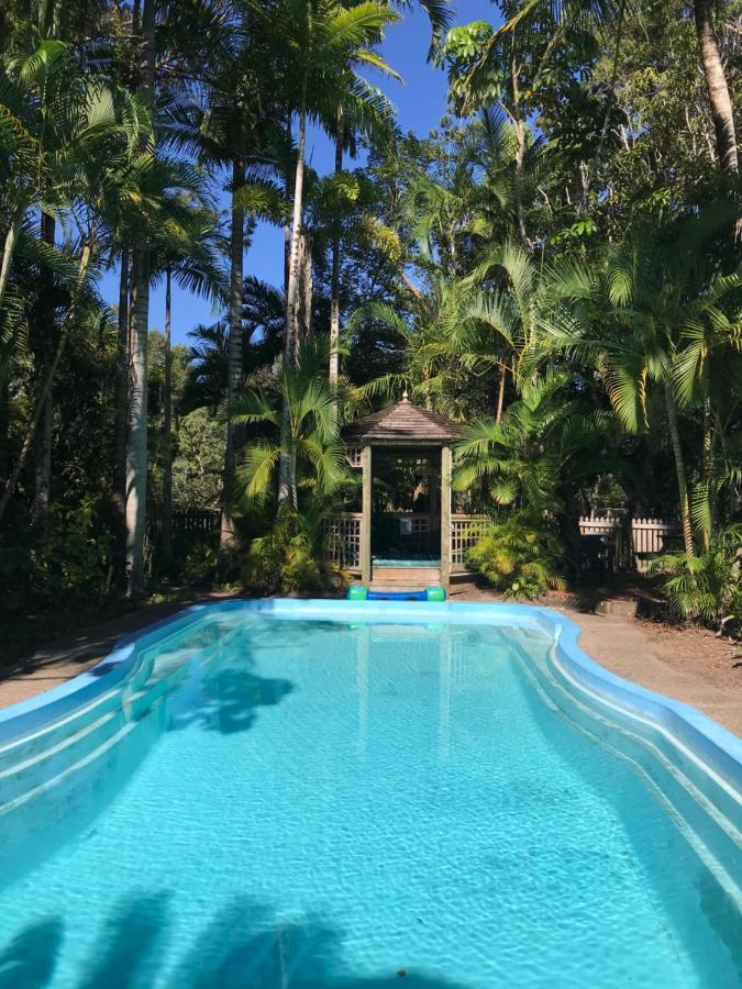Getaways At Byfield Villa Luaran gambar